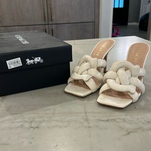 Coach sandals excellent condition